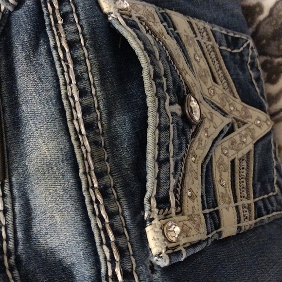 Vigoss "The Dallas" Capris - Picture 9 of 9